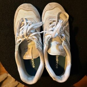 🩶 New Balance Core 574s US Women’s size 8 Nimbus cloud with white